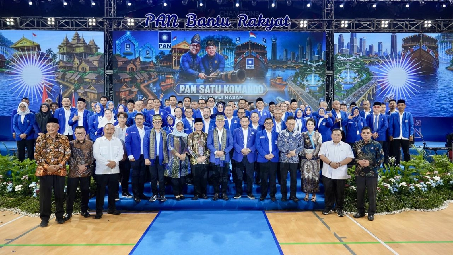 Pelantikan DPW dan DPD PAN se-Kalimantan Barat, Ketum Zulhas Tegaskan PAN Hadir untuk Bantu Rakyat dan Bangun Daerah